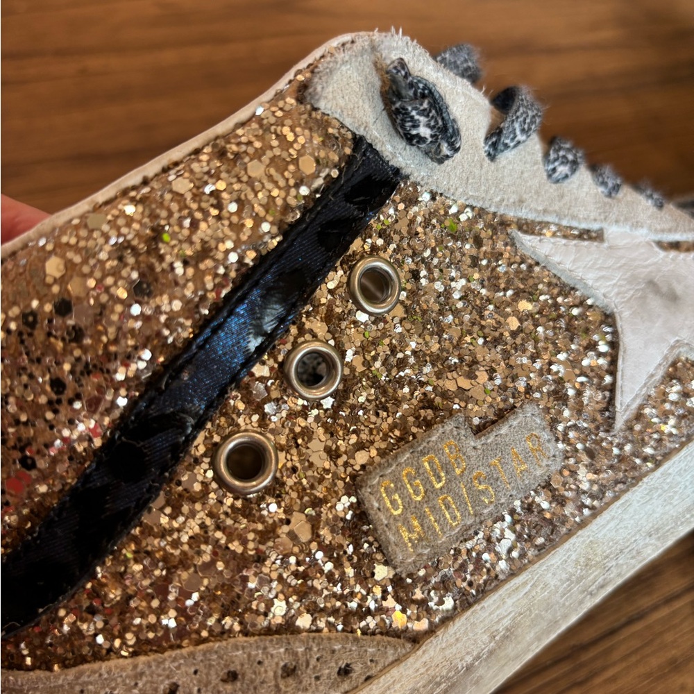 Golden Goose Mid Star Sneakers in Gold Glitter - Picture 7 of 8